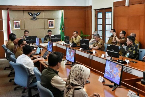 Penjabat Gubernur Jawa Barat Bey Machmudin akan lebih masif melakukan Pemberantasan Sarang Nyamuk