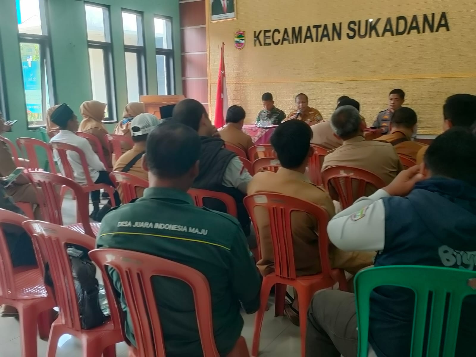 Polsek Sukadana Datang Menghibau Kamtibmas Di Rakor Tingkat Kecamatan