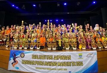 bandung Jawa Barat yang dikenal salah satu provinsi yang memiliki beragam seni budaya, yang saat ini masih ada dan tetap exis