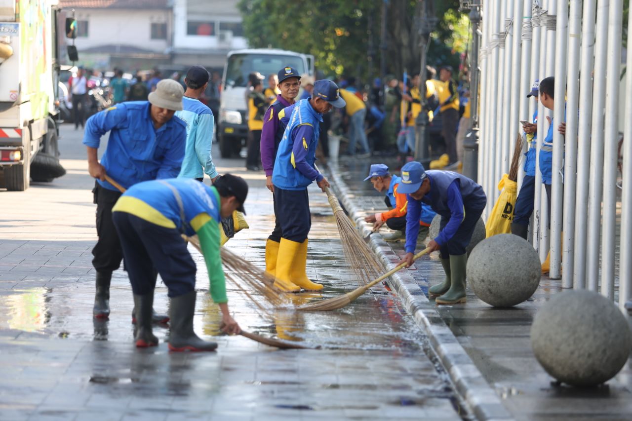 Strategi Pemkot Bandung Tangani Sampah di Hari Raya Idulfitri 1445H