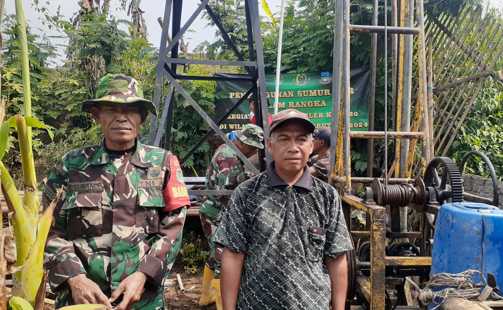 Warga Kp. Loa Gede Bersyukur Mendapatkan Air Bersih dari Sumur Bor TMMD Ke-120 Kodim 0611/Garut.