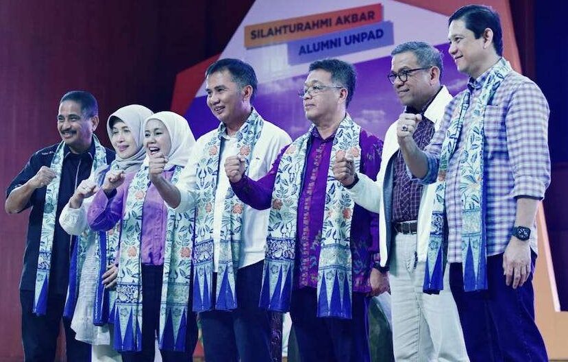 Bey Machmudin Ajak Alumni Unpad Berkontribusi Bangun Jabar