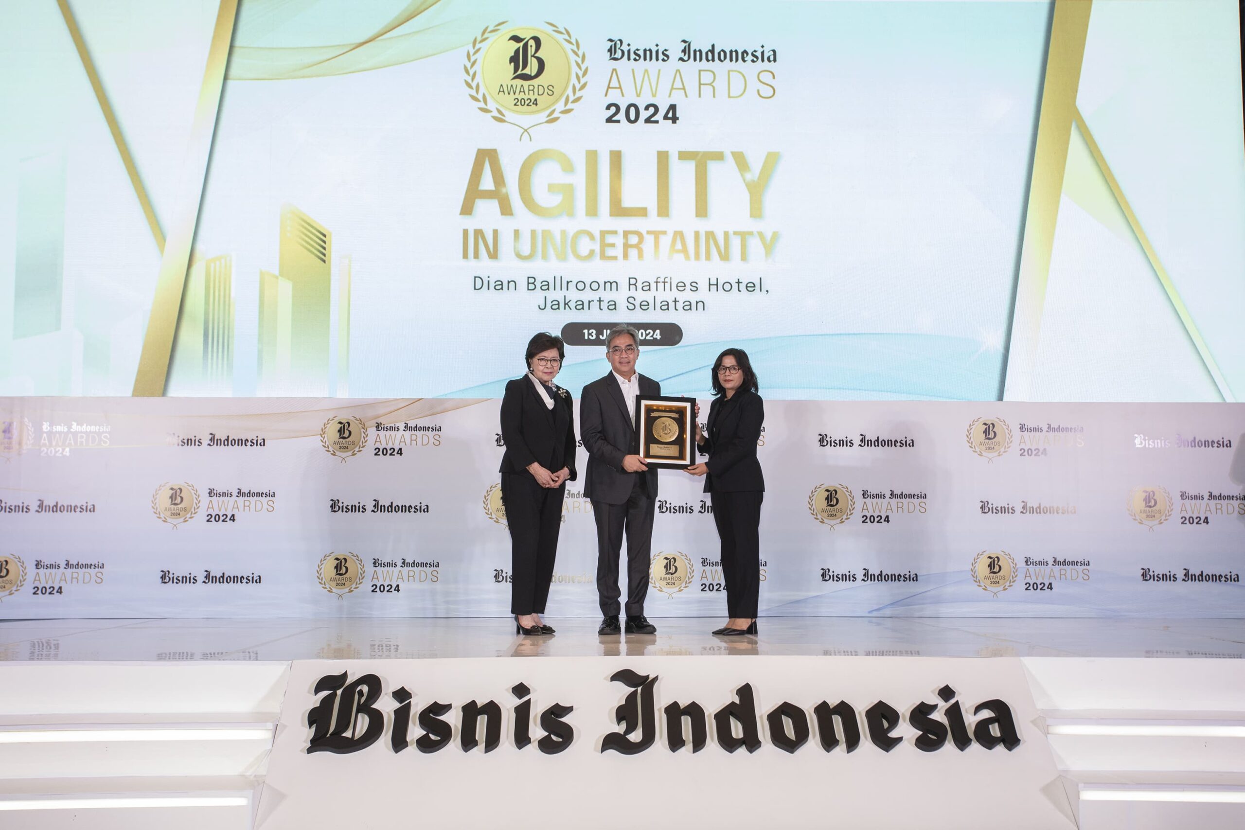 Mampu Jaga Kinerja, bank bjb Raih Penghargaan Bisnis Indonesia Award 2024