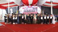 Pj. Bupati Garut Dorong Wisudawan Uniga Berkontribusi untuk Kemajuan Garut