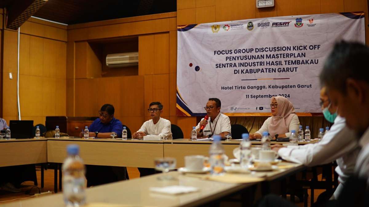 Disperindag Jabar Gelar FGD Kick Off Penyusunan Masterplan Sentra Industri Hasil Tembakau di Garut