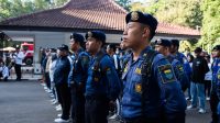 Damkarmatan Kota Bandung Siapkan Pembersihan Jalan dan Trotoar Pasca-Tahun Baru 2026