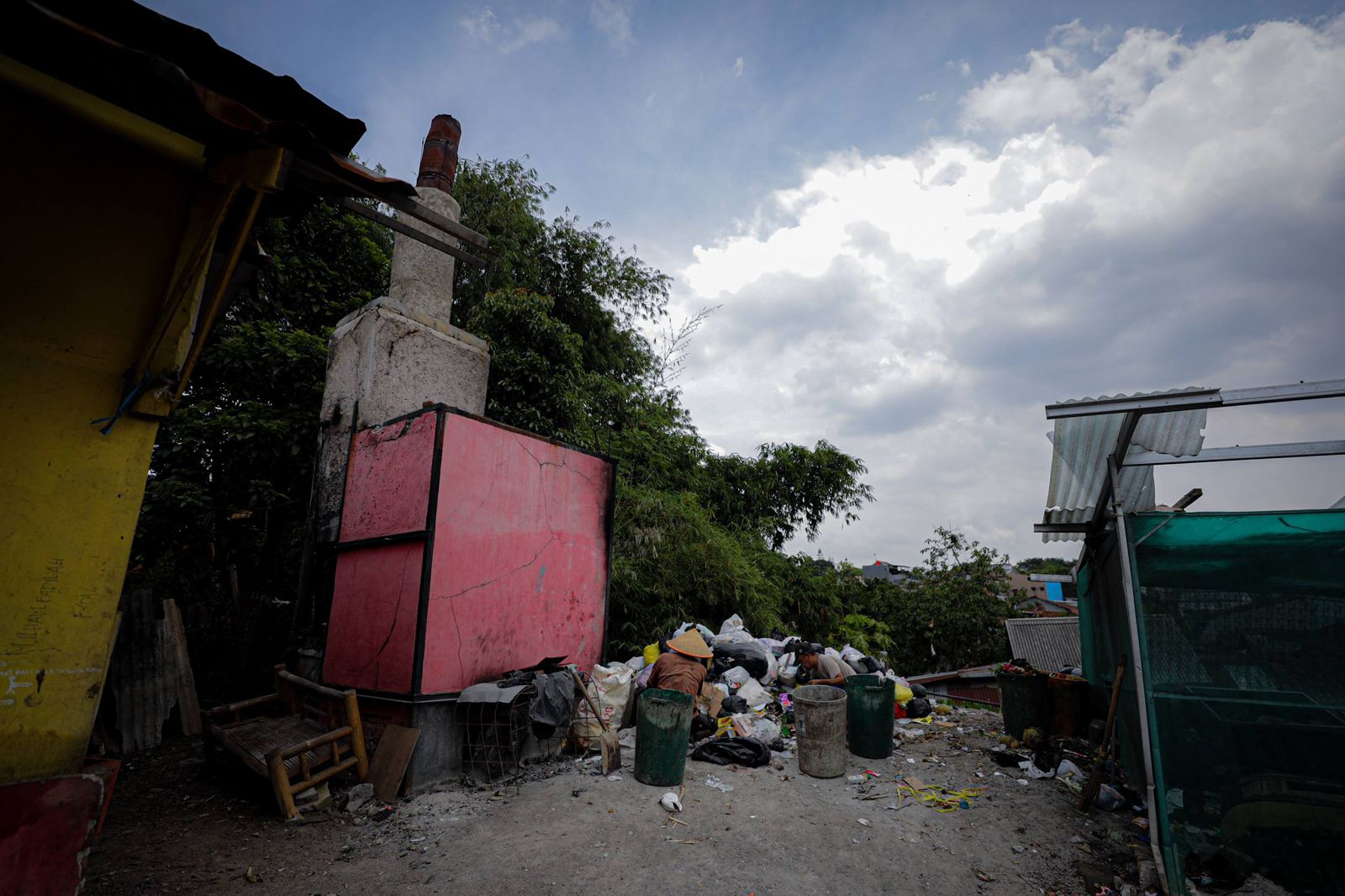 Krisis Sampah Bandung di Titik Penentuan, Wali Kota Farhan Dorong Perubahan Paradigma Warga