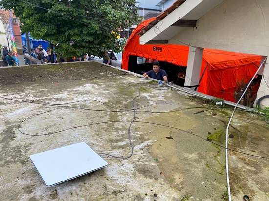 Diskominfo Jabar Pasang Internet Satelit di Lokasi Longsor Cisarua, Data Penanganan Bencana Lebih Cepat dan Akurat