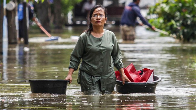 Pemkab Bekasi Berlakukan WFH bagi ASN Terdampak Banjir, Pelayanan Publik Tetap Berjalan