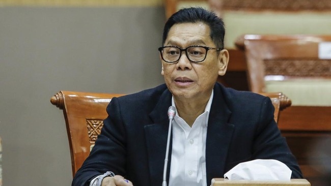 PSHK Nilai Penunjukan Adies Kadir sebagai Calon Hakim MK Inkonstitusional, DPR Dinilai Abaikan Prinsip Transparansi