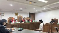 Rusuh Saat Aksi Demo Agustus 2025, Dua Pegawai Ekspedisi Divonis 10 Bulan Penjara Bersyarat Rusuh Saat Aksi Demo Agustus 2025, Dua Pegawai Ekspedisi Divonis 10 Bulan Penjara Bersyarat