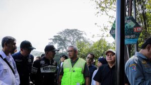 Ancaman Longsor Mengintai Kawasan Dago, Wali Kota Bandung Soroti Konstruksi Bangunan dan Penataan Lingkungan Ancaman Longsor Mengintai Kawasan Dago, Wali Kota Bandung Soroti Konstruksi Bangunan dan Penataan Lingkungan