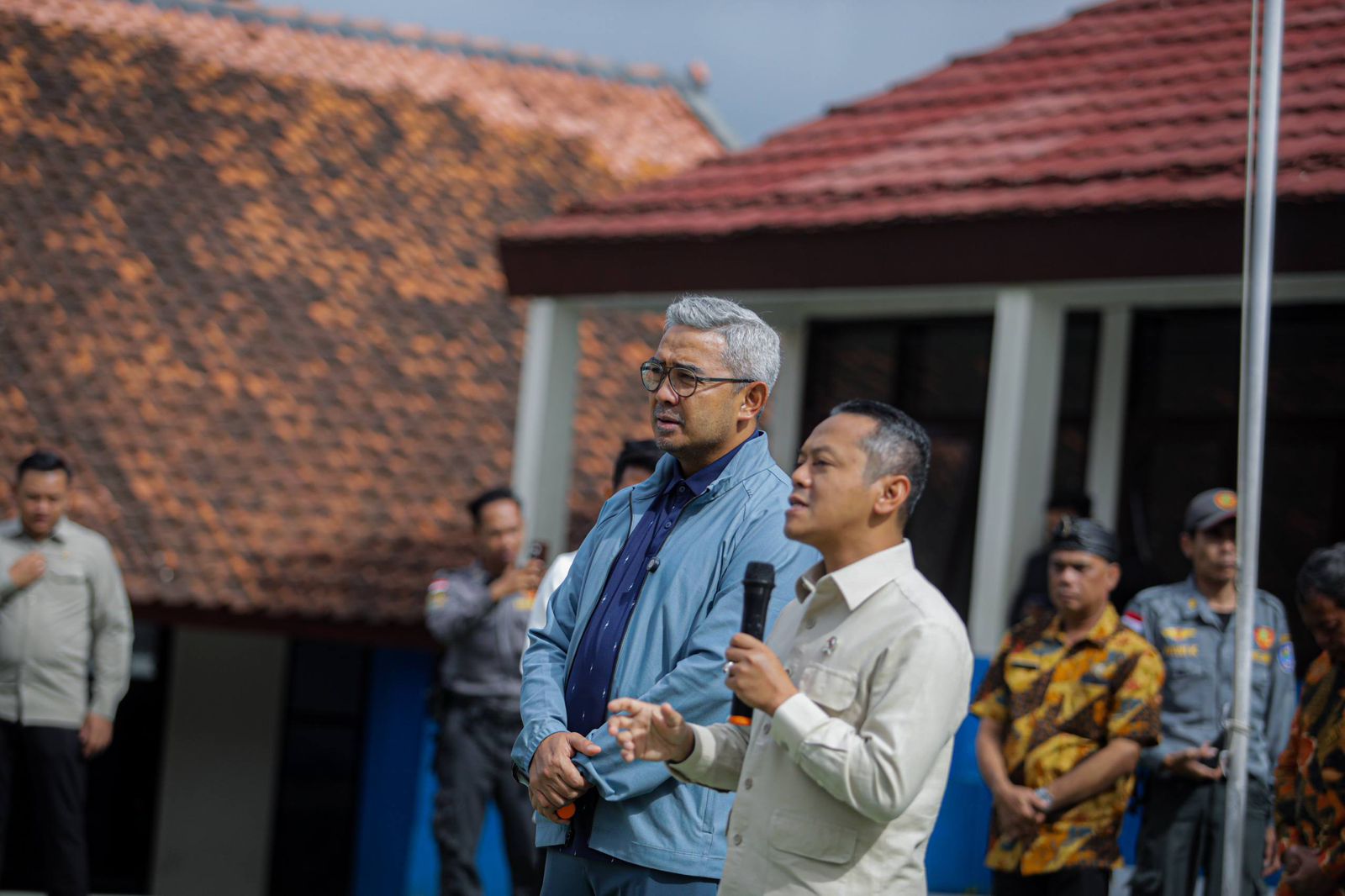 Bandung Jadi Pelopor Gerakan Nasional Jumat Bersih, Pemerintah Hidupkan Kembali Budaya Gotong Royong Sekolah