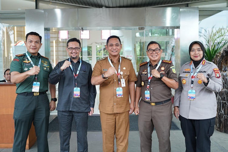 Hadiri Rakornas 2026, Plt Bupati Bekasi Tegaskan Komitmen Dukung Program Prioritas Presiden Menuju Indonesia Emas 2045 Hadiri Rakornas 2026, Plt Bupati Bekasi Tegaskan Komitmen Dukung Program Prioritas Presiden Menuju Indonesia Emas 2045