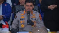 Tragedi Miras Oplosan di Subang: 8 Tewas, Polda Jabar Peringatkan Keras Warga. Tragedi Miras Oplosan di Subang: 8 Tewas, Polda Jabar Peringatkan Keras Warga.