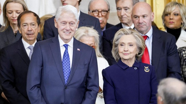Hillary Clinton Tuduh Trump Alihkan Isu Kasus Jeffrey Epstein, Minta Berkas Dibuka Penuh