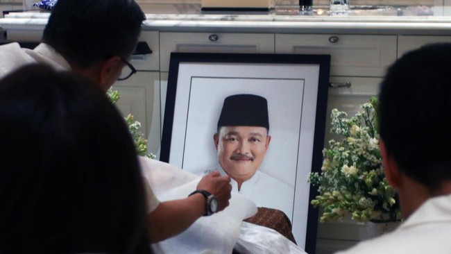 Terdakwa Korupsi Pasar Cinde, Alex Noerdin Meninggal Dunia
