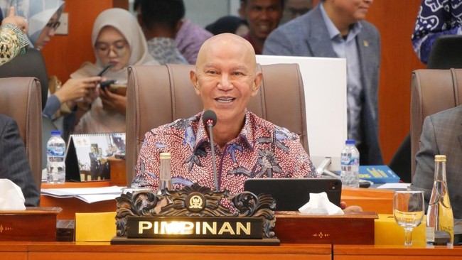Komisi XI DPR Segera Bahas Kursi Kosong OJK Usai IHSG Rontok, Soroti Mendesaknya Reformasi Kebijakan Free Float