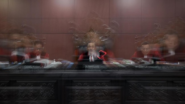 MK Tegaskan Larangan Nikah Beda Agama Konstitusional, Tolak Dua Gugatan UU Perkawinan