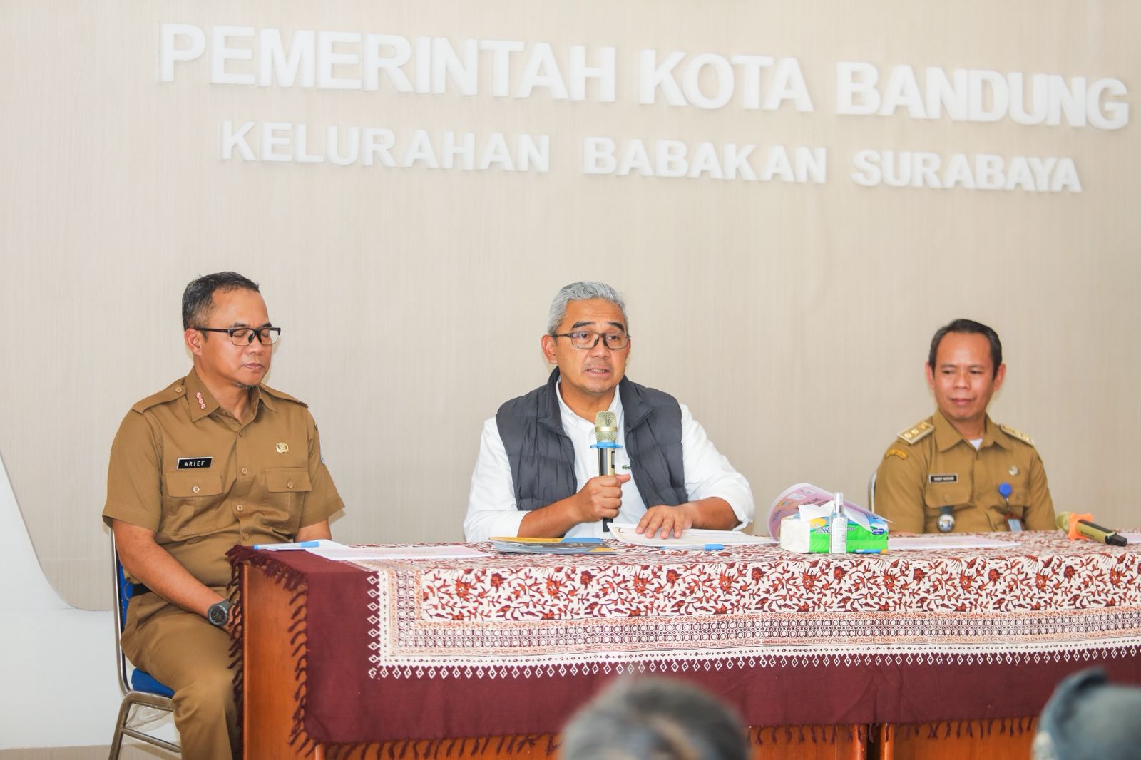 Farhan Targetkan Seluruh RW di Bandung Olah Minimal 25 Kg Sampah Organik per Hari