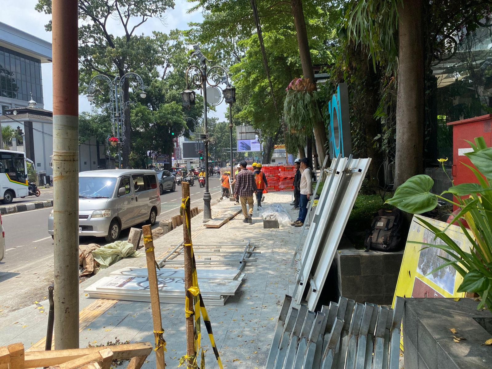 Proyek BRT Bandung Dikebut Jelang Lebaran, Fokus Utama Jaga Akses Pejalan Kaki