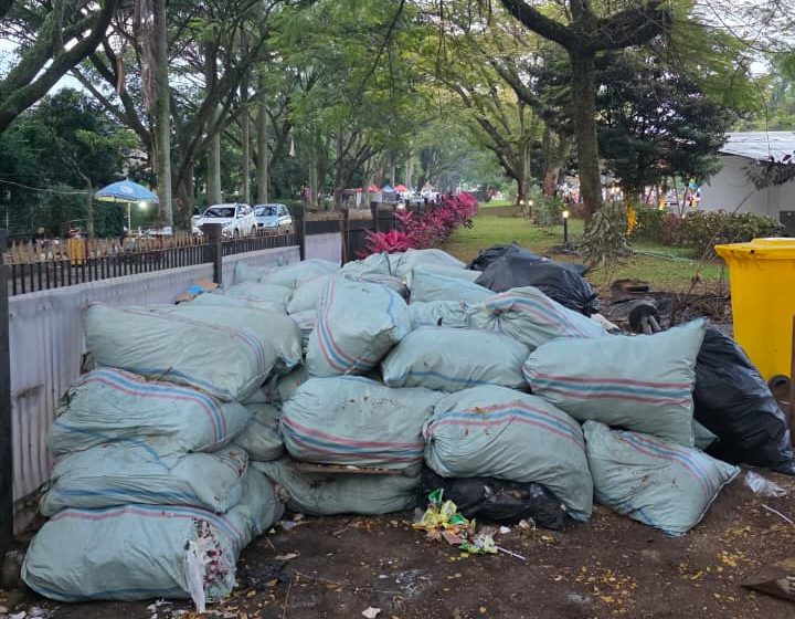 DLH Bandung Klarifikasi Sampah Menumpuk di Monju, Bukan Pembiaran DLH Bandung Klarifikasi Sampah Menumpuk di Monju, Bukan Pembiaran