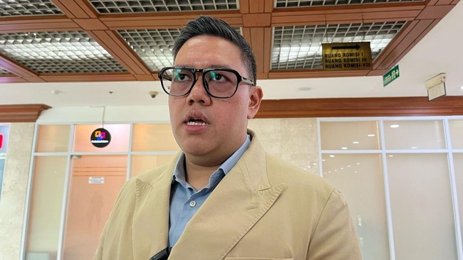 Golkar Dukung Kaster TNI Aktif Lagi, Dave Laksono: Hak Internal, Tak Perlu Dibahas DPR