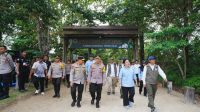 Kapolri Pastikan Pemulihan Habitat Gajah Tesso Nilo Berjalan, 81 Ribu Hektar Siap Dikembalikan Kapolri Pastikan Pemulihan Habitat Gajah Tesso Nilo Berjalan, 81 Ribu Hektar Siap Dikembalikan