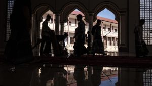 Dua Mahasiswa UNUSIA Gugat UU Pesantren ke MK, Soroti Frasa Pendanaan yang Dinilai Tidak Proporsional