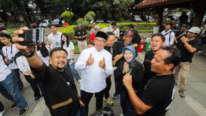 Halal Bihalal Alumni SMAN 3 Bandung, Wali Kota Muhammad Farhan Soroti Peran Strategis Lulusan untuk Pembangunan Halal Bihalal Alumni SMAN 3 Bandung, Wali Kota Muhammad Farhan Soroti Peran Strategis Lulusan untuk Pembangunan