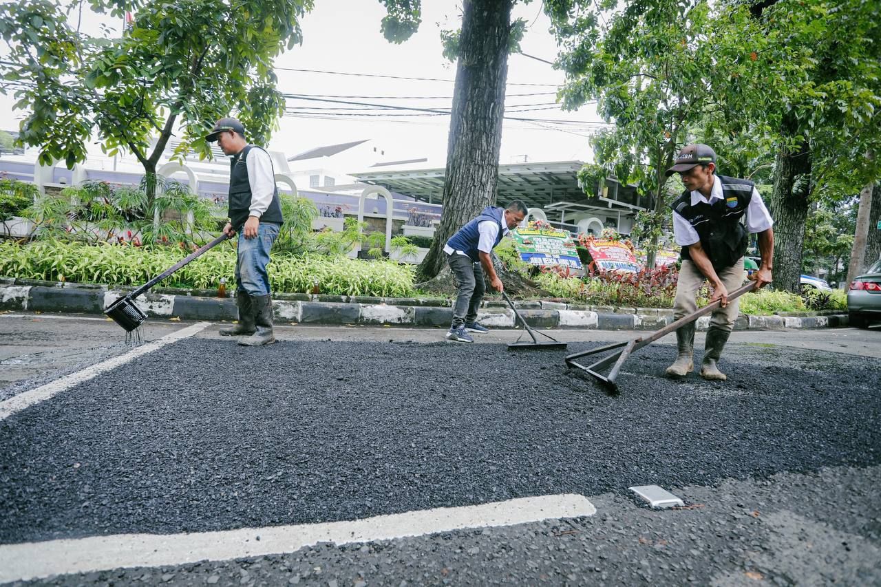Percepatan Perbaikan Jalan di Bandung Digenjot, Prioritaskan Kenyamanan dan Estetika Kota