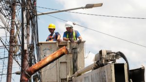 Dishub Bandung Percepat Pemasangan PJU di 17 Ruas Jalan Prioritas Dishub Bandung Percepat Pemasangan PJU di 17 Ruas Jalan Prioritas