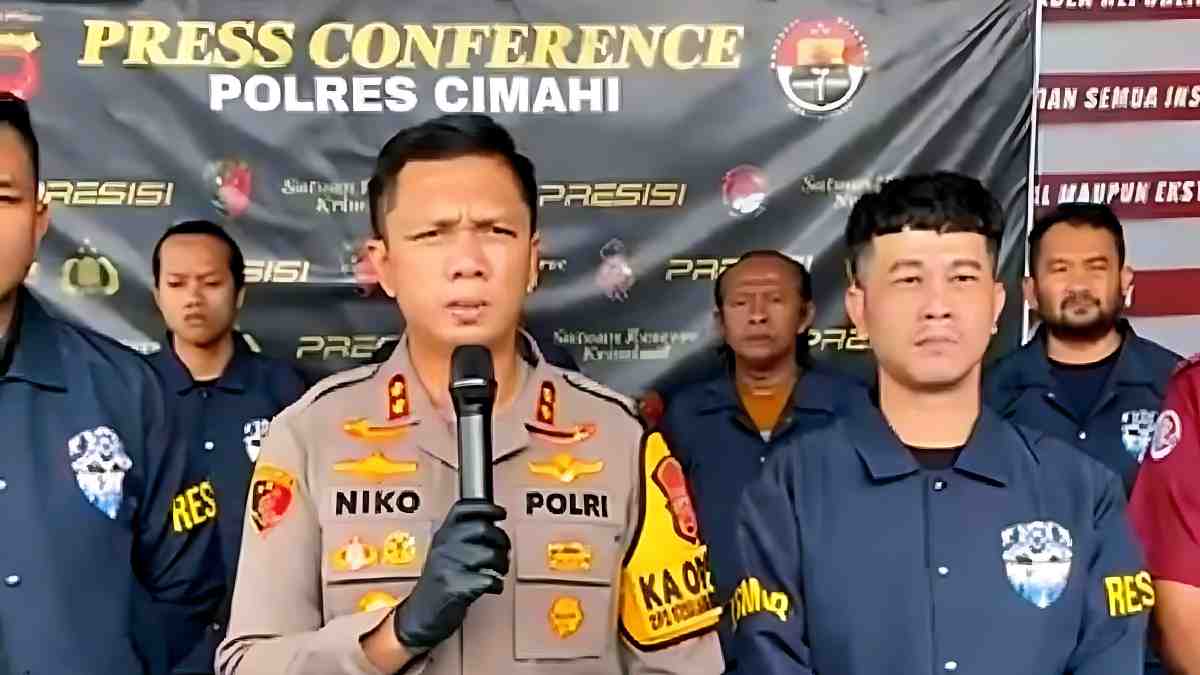 Geng Motor Brutal di Cimahi Dibekuk, 12 Pelaku Diamankan Usai Aksi Pembacokan Sadis Geng Motor Brutal di Cimahi Dibekuk, 12 Pelaku Diamankan Usai Aksi Pembacokan Sadis
