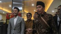 Jokowi Siap Hadir di Sidang Roy Suryo Cs, Ijazah Asli Akan Ditunjukkan di Pengadilan Jokowi Siap Hadir di Sidang Roy Suryo Cs, Ijazah Asli Akan Ditunjukkan di Pengadilan