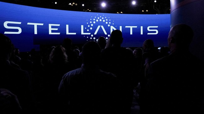 Recall Besar-besaran! Stellantis Tarik 700 Ribu Mobil Hybrid, Ini Penyebabnya