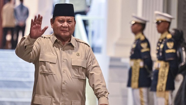 Prabowo Panggil Dudung dan Luhut ke Istana, Bahas Isu Strategis hingga Ekonomi Global Prabowo Panggil Dudung dan Luhut ke Istana, Bahas Isu Strategis hingga Ekonomi Global