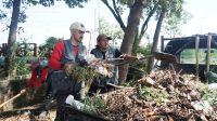 Program Padat Karya Disnaker Bandung Dorong Ekonomi Warga dan Kepedulian Lingkungan di Gedebage