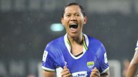 Brace Adam Alis Bungkam Persija, Persib Bandung Kokoh di Puncak Klasemen